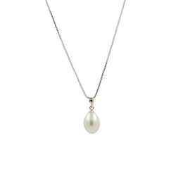 8β9mm White Freshwater Pearl Pendant with 18" Chain