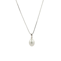 8.0-9.0mm High Luster White Freshwater Cultured Pearl Pendant with Chain 18"