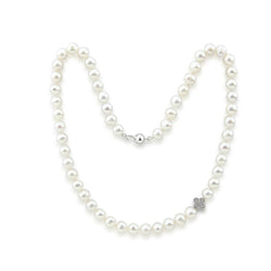 7.0-8.0mm High Luster White Freshwater Cultured Pearl necklace 20" with Four leaf flower