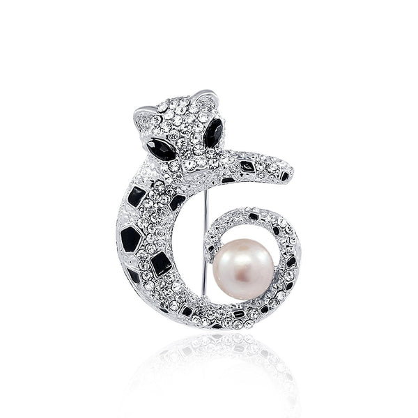 PANTHÈRE Lavender Freshwater Pearl Brooch with Rhinestones