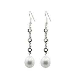 Unique Station Freshwater Cultured Pearl earring, White, 10-11MM